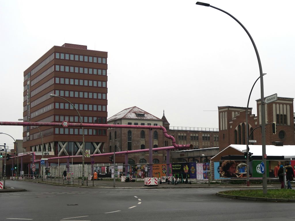 Buizen die grondwater wegpompen